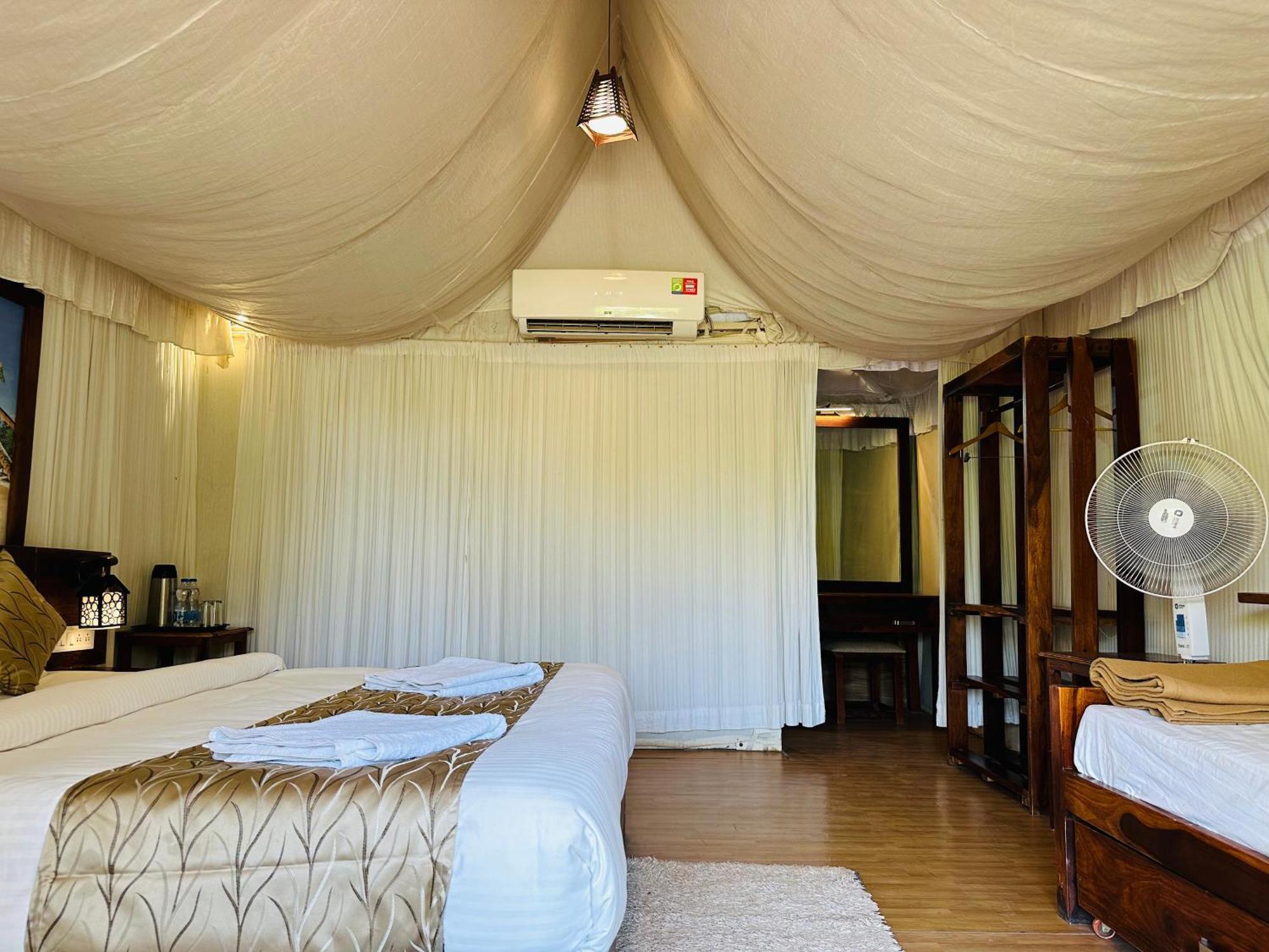 Lion Park Hotel & Resorts Sasan Gir Zewnętrze zdjęcie