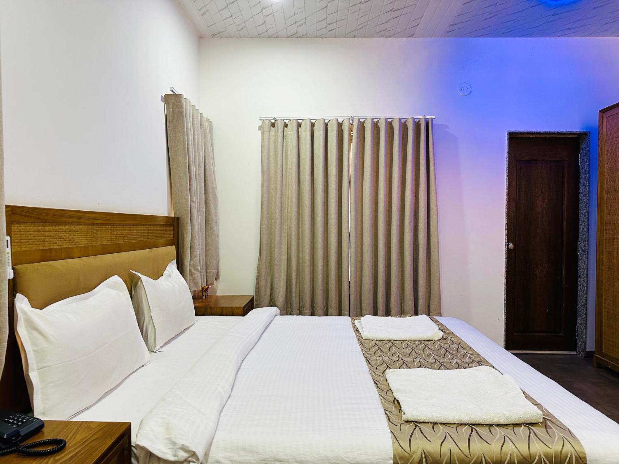 Lion Park Hotel & Resorts Sasan Gir Zewnętrze zdjęcie