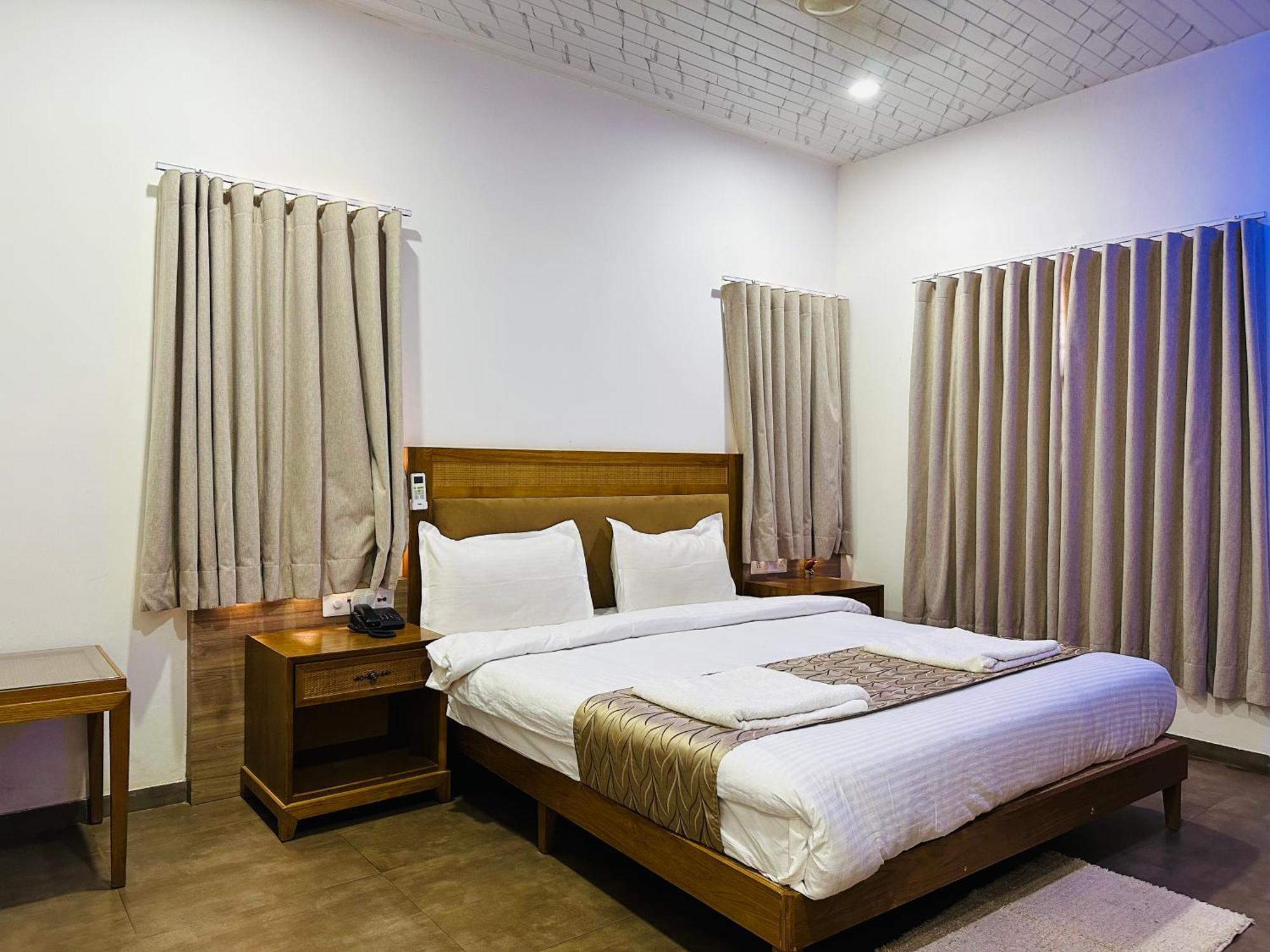 Lion Park Hotel & Resorts Sasan Gir Zewnętrze zdjęcie