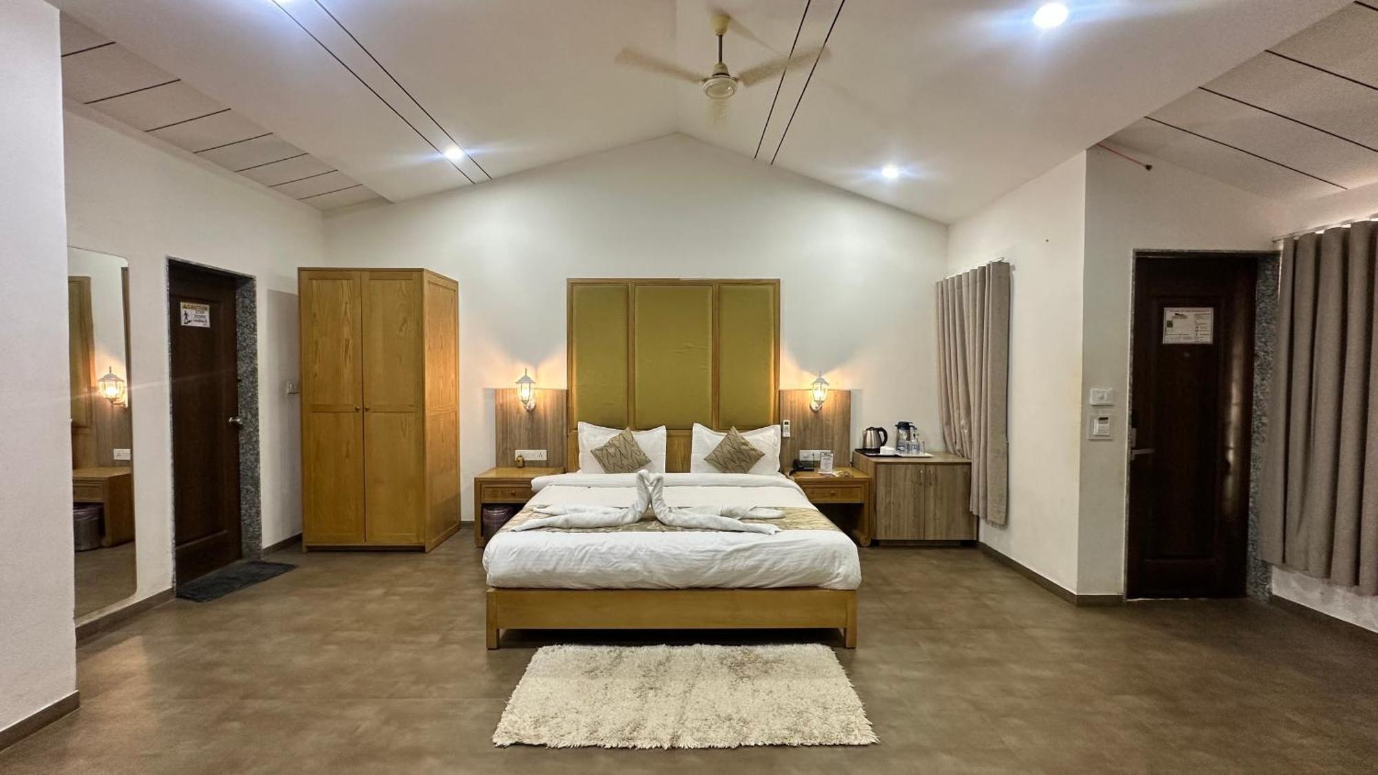 Lion Park Hotel & Resorts Sasan Gir Zewnętrze zdjęcie