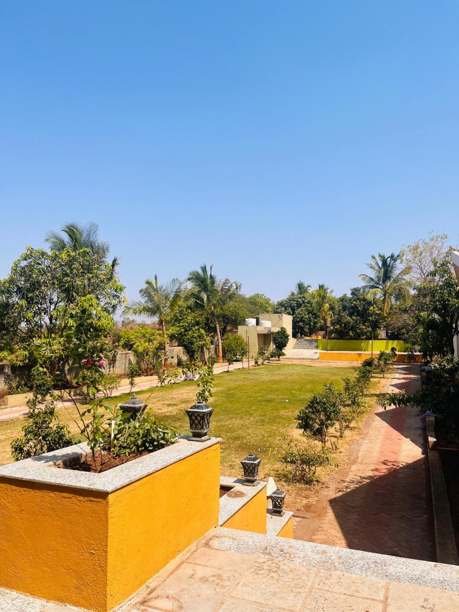Lion Park Hotel & Resorts Sasan Gir Zewnętrze zdjęcie