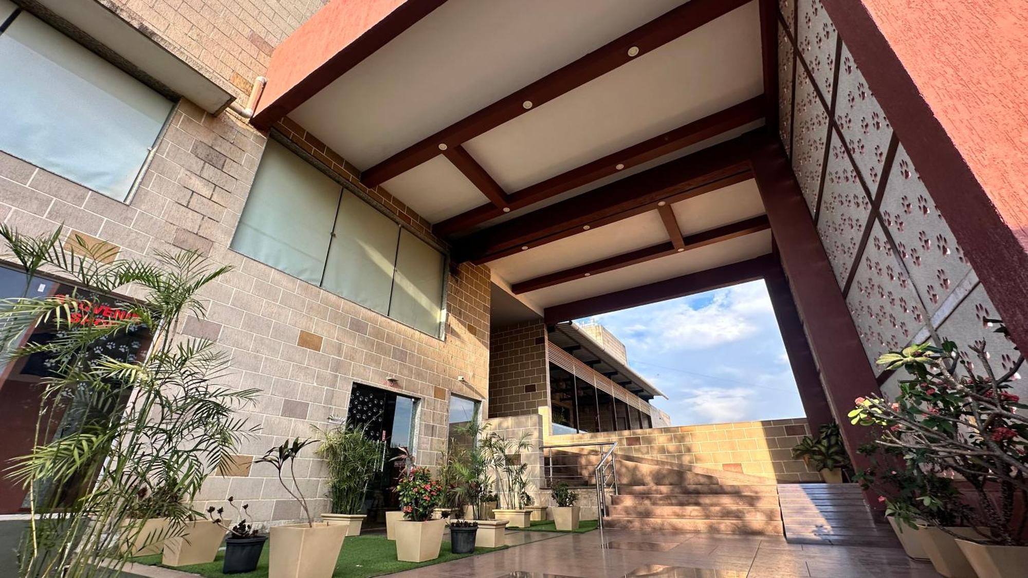 Lion Park Hotel & Resorts Sasan Gir Zewnętrze zdjęcie